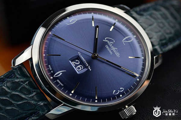 格拉苏蒂原创复古系列大日历腕表回收,哪里回收二手格拉苏蒂原创复古系列