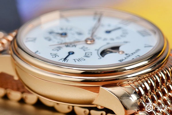 宝珀经典系列红金表链万年历表回收,宝珀经典系列红金表链万年历表回收价格 宝珀经典系列红金表链万年历表回收,宝珀经典系列红金表链万年历表回收价格