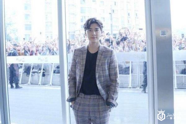 泰格豪雅手表 泰格豪雅手表