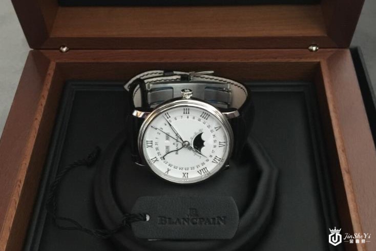 宝珀表回收能值多少钱-金奢易网 宝珀表回收能值多少钱-金奢易网