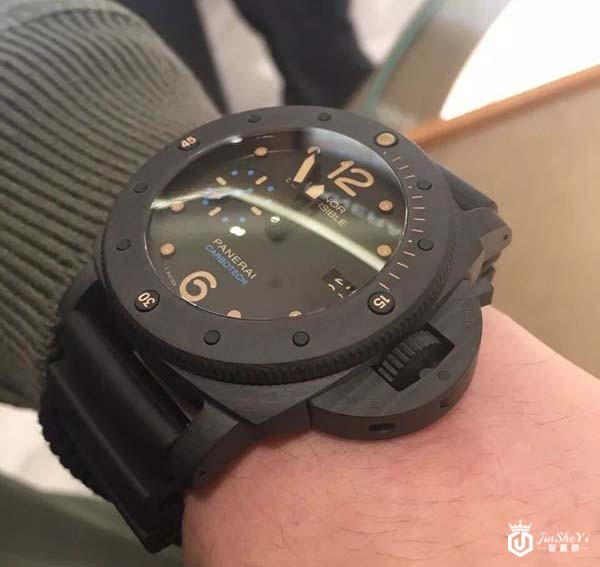 沛纳海手表回收 沛纳海手表回收