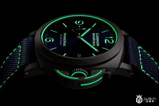 沛纳海（Panerai）通过70年保修和七​​枚非钢质表款庆祝70周年插图