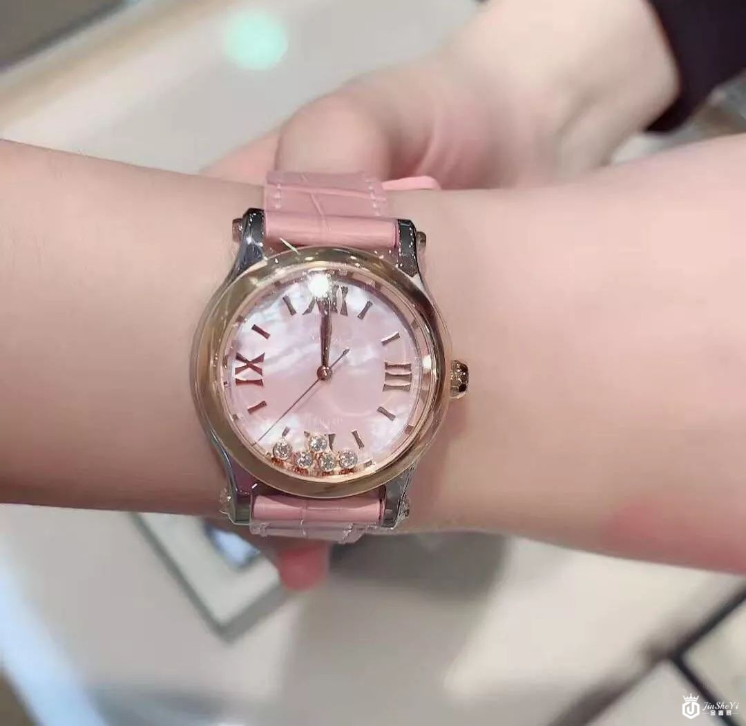 美丽优雅 三款热门萧邦女士手表推荐插图