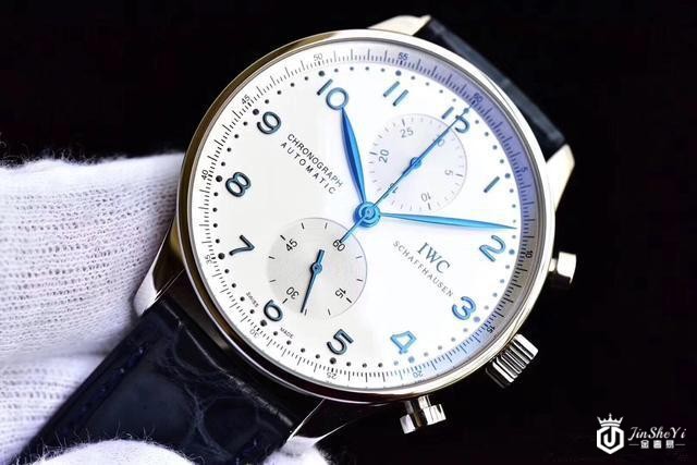 万国经典款男表推荐  IWC最经典的4大系列入门级腕表推荐插图