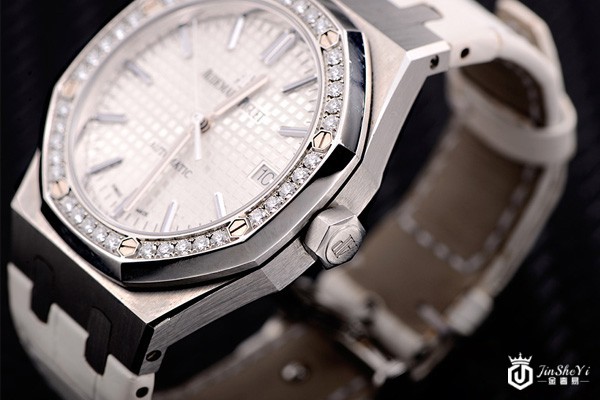 爱彼皇家橡树系列15451ST手表表把图