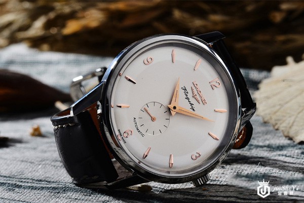 浪琴军旗系列复刻表