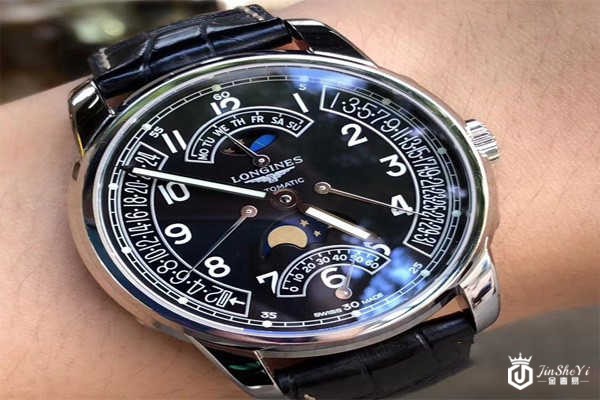 二手99新浪琴手表佩戴图