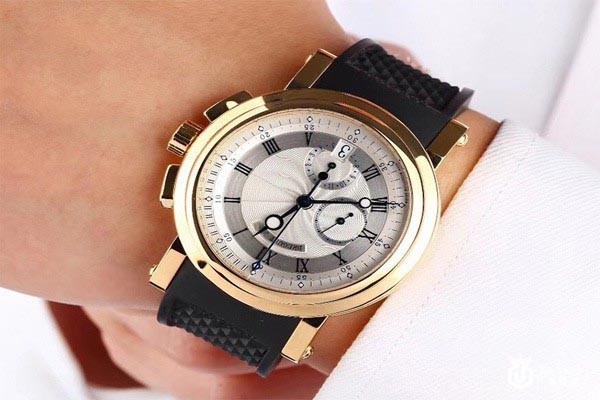 二手95新宝玑手表佩戴图