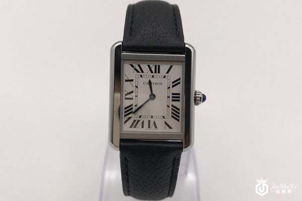 二手卡地亚坦克系列手表的外观展示