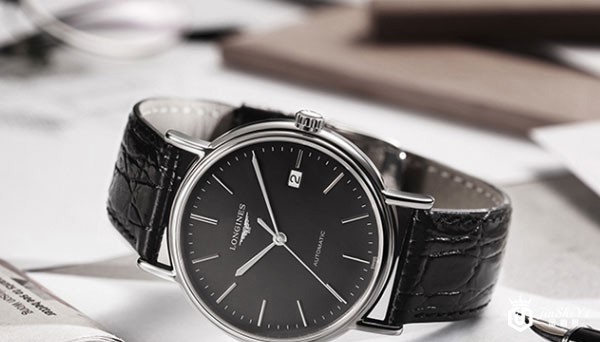 二手浪琴时尚系列手表的外观展示