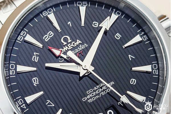 99新欧米茄海马系列231.10.43.22.01.001腕表正面图