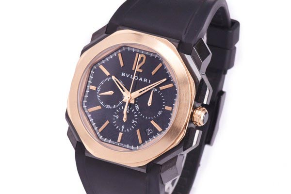 95新宝格丽OCTO系列102488腕表侧面图