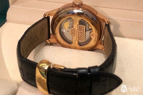 95新天梭经典力洛克系列T006.407.36.053.00手表背面图 95新天梭经典力洛克系列T006.407.36.053.00手表背面图