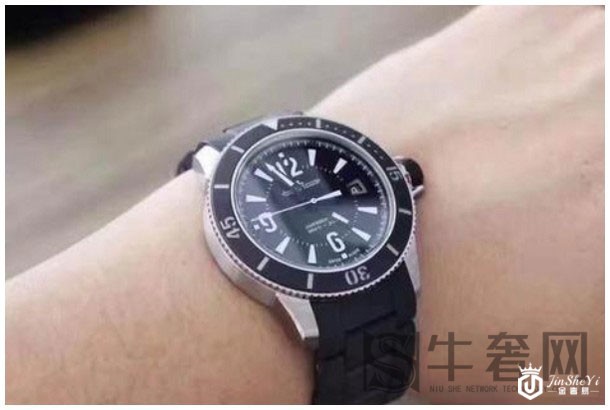 吴亦凡佩戴的积家极限运动大师手表是否保值？