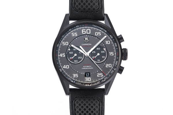 上图为泰格豪雅卡莱拉系列CAR2B80.FC6325钛金属名表实拍