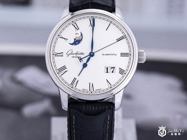 格拉苏蒂议员系列100-04-32-12-04腕表展示