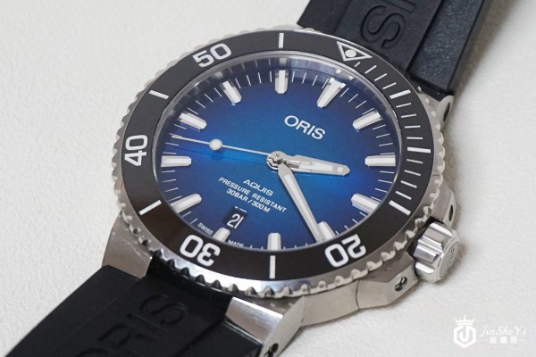 二手豪利时AQUIS系列克利珀顿岛限量版名表展示图