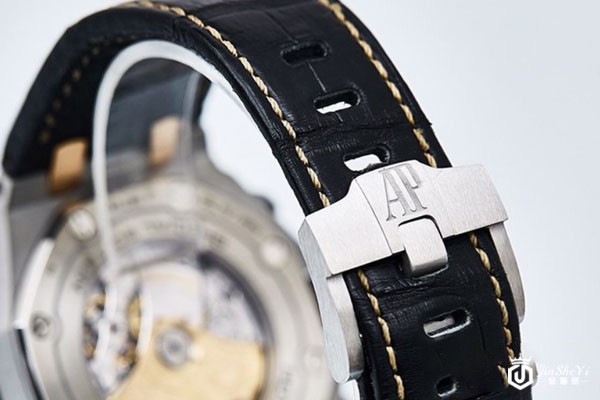 爱彼皇家橡树26471SR自动机械42mm男士手表橡胶表带