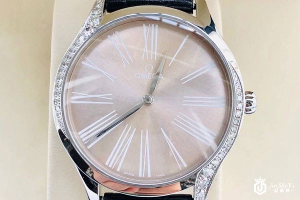 欧米茄碟飞系列石英表正面