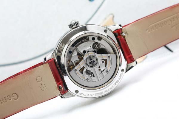 95新积家女表Q3468421约会系列手表背面图 95新积家女表Q3468421约会系列手表背面图