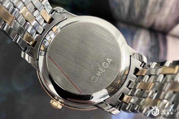 二手欧米茄碟飞系列自动机械腕表背面