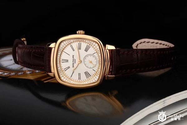 二手百达翡丽手表的外观展示