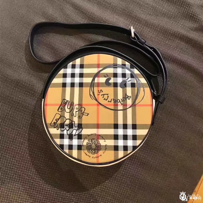 巴宝莉包包回收