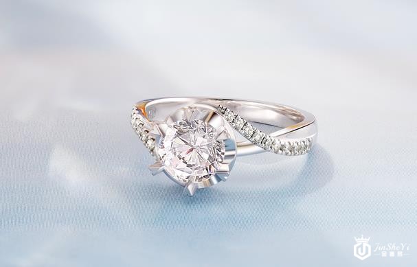 铂金钻戒现在回收多少钱