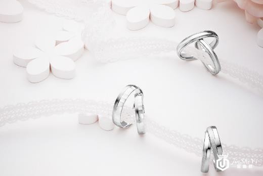 正规的回收老凤祥铂金