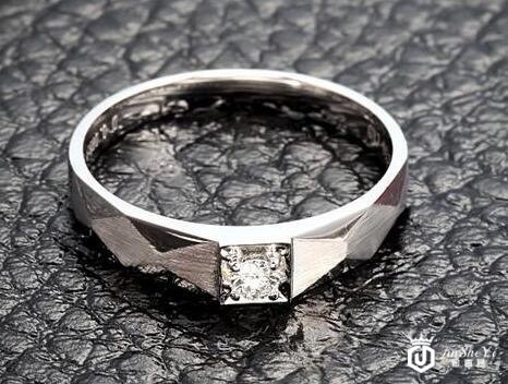 黄金回收多少钱一克