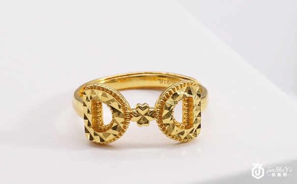 黄金戒指回收价格