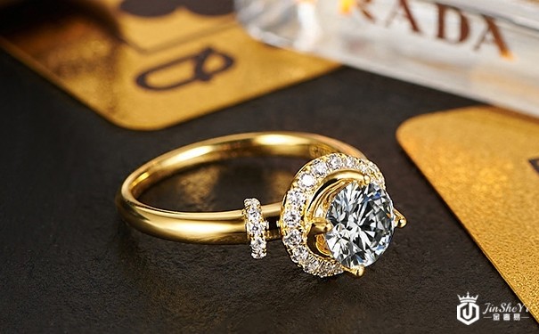 黄金回收价和新的差多少