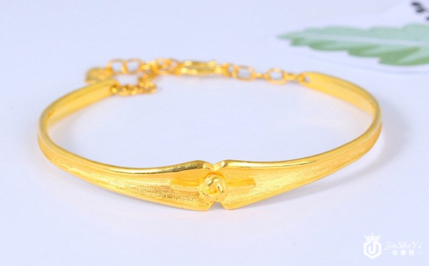 金手镯回收渠道