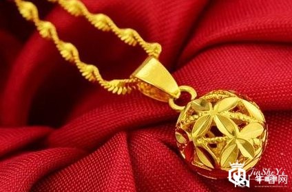 潮宏基黄金回收在哪里都一样吗