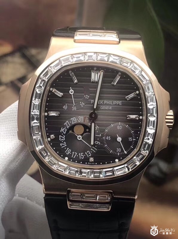 百达翡丽双秒追针计时手表回收