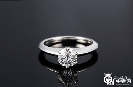 蒂芙尼六爪钻戒回收价格几折