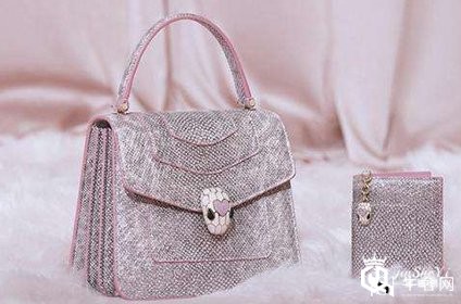 宝格丽梦幻紫蛇头包包回收价格高吗