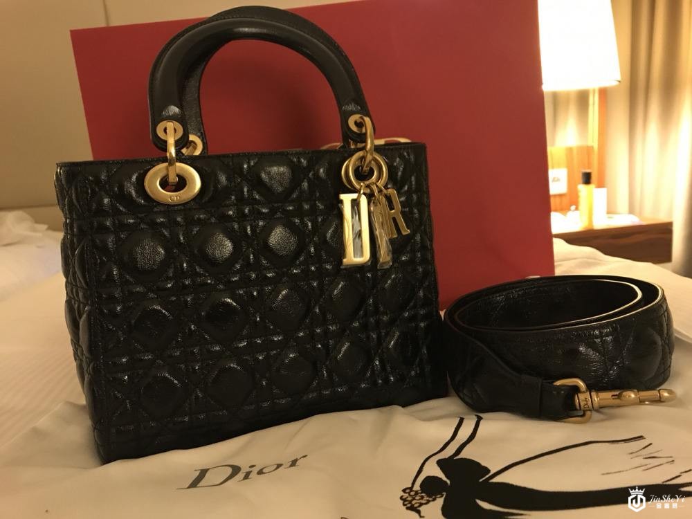 旧迪奥包包的回收