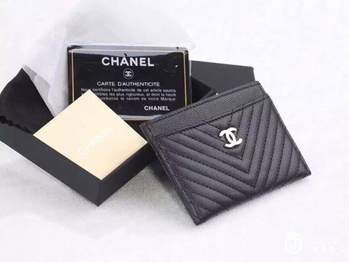 香奈儿时尚V缝线包包回收