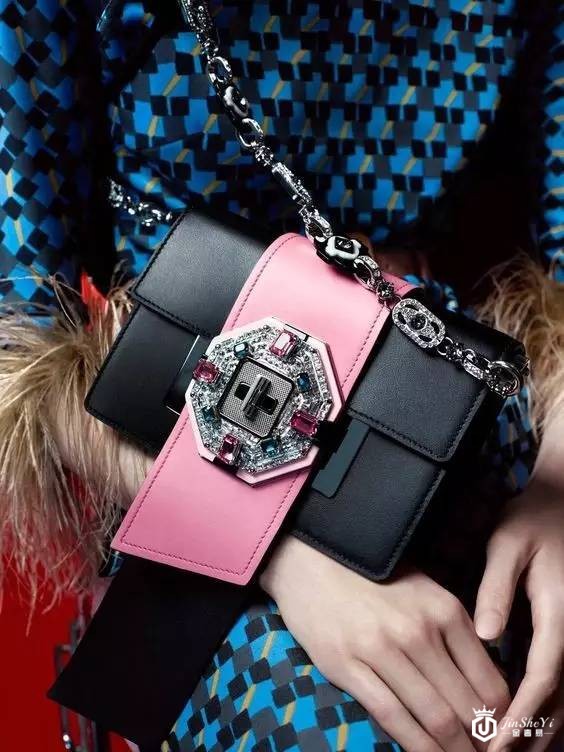 Prada Ribbon舌头包回收