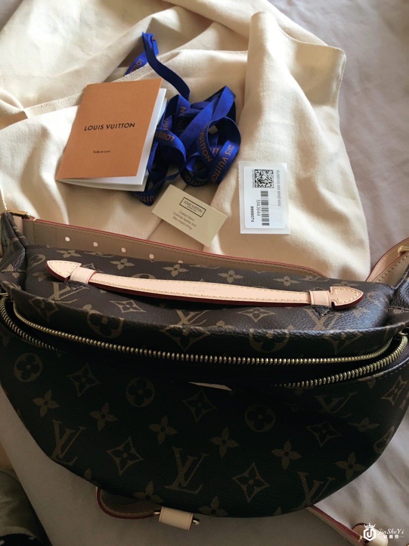 LV supreme系列腰包回收