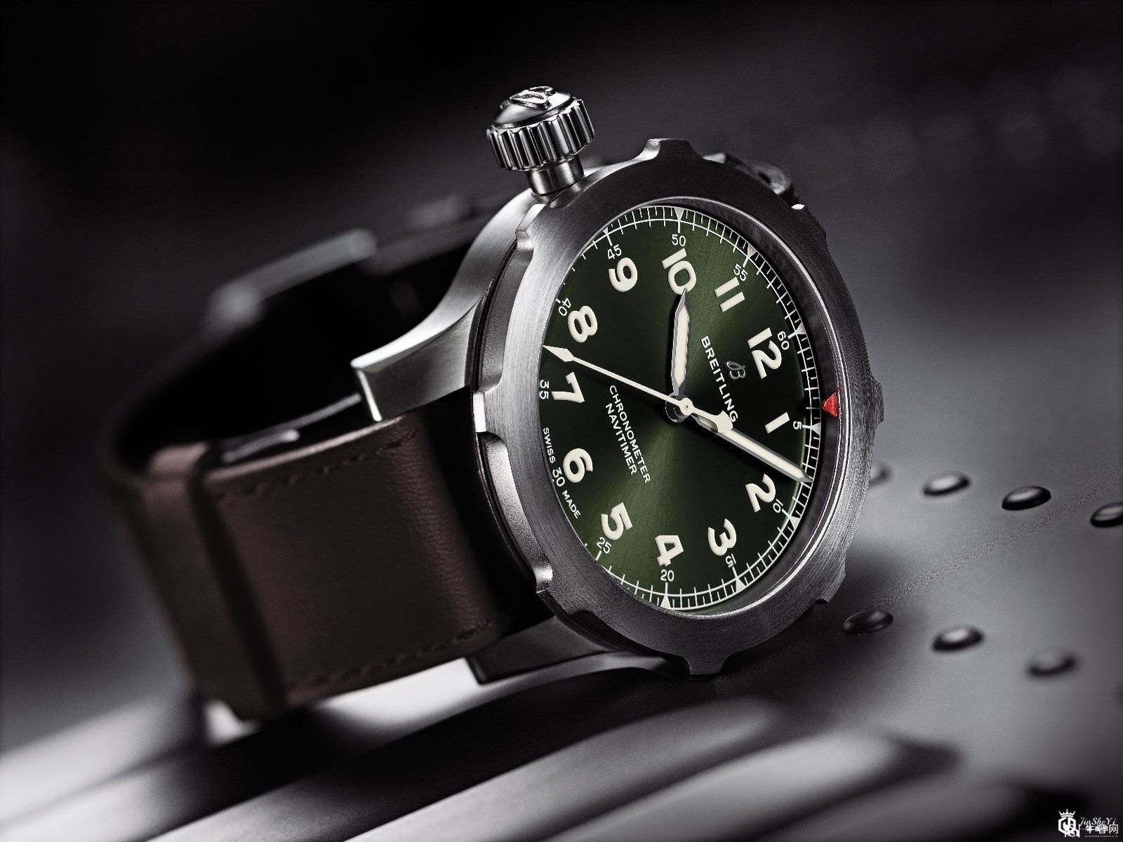 百年灵航空手表回收