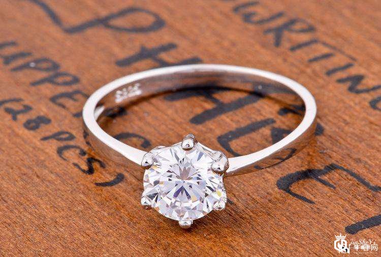 pt900钻戒的回收