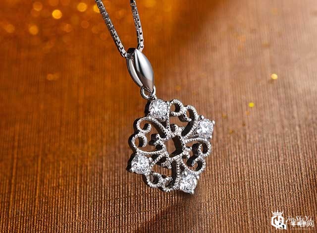 钻石项链回收价格