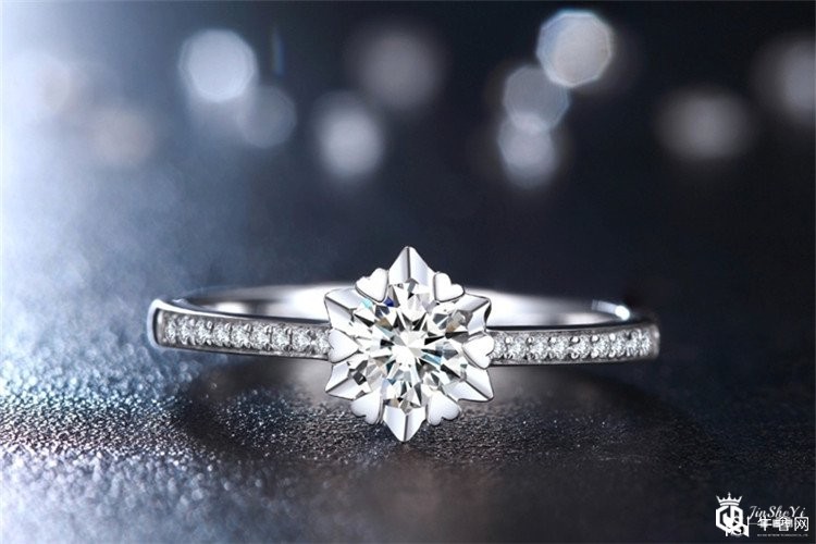 网上买钻戒怎么样？上海二手市场是几折回收？