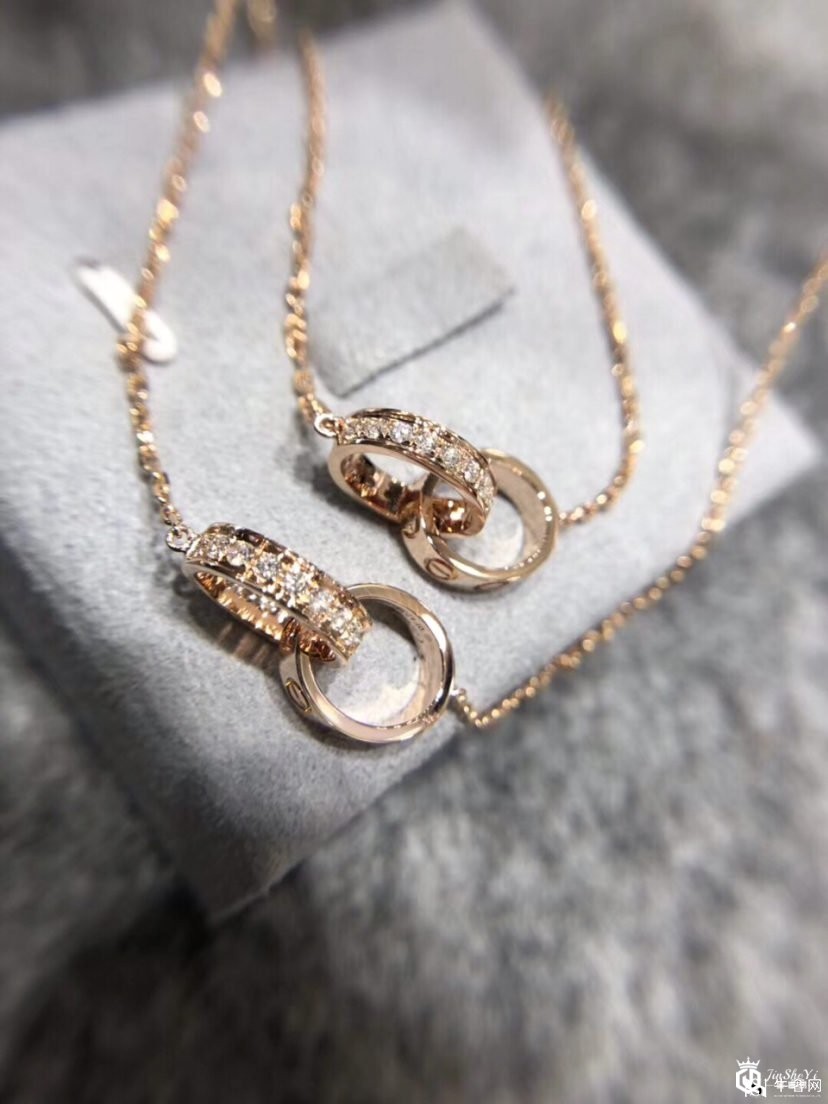 卡地亚双环项链回收