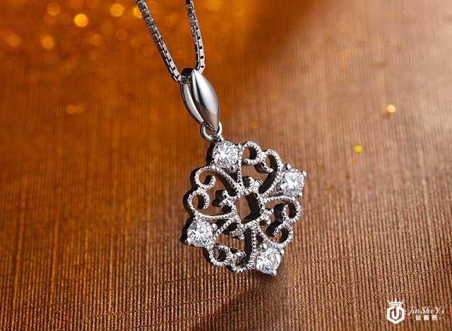 珍珠钻石项链回收