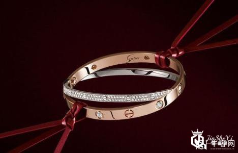 卡地亚4钻手镯回收的价值如何呢