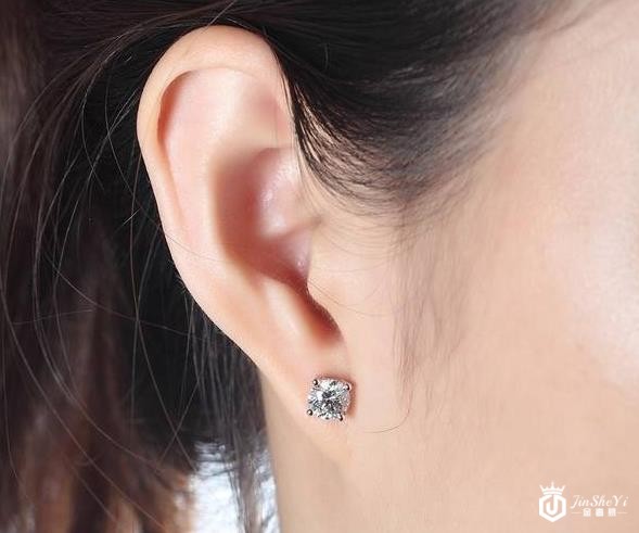 钻石耳钉回收价格如何