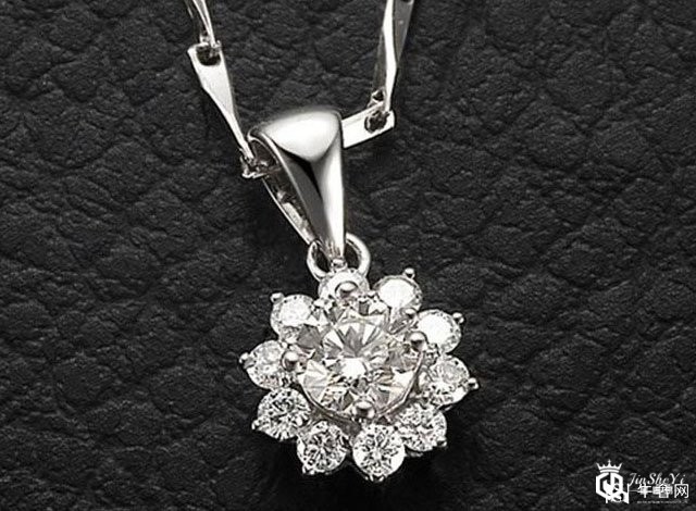 周大福回收自家钻戒